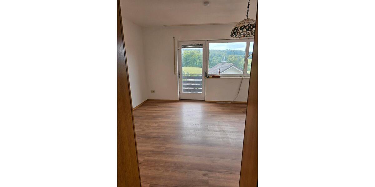 Etagenwohnung Fürstenstein - 4 Zimmer, 110 m&sup2;, 890&euro; | Angebot:25158121