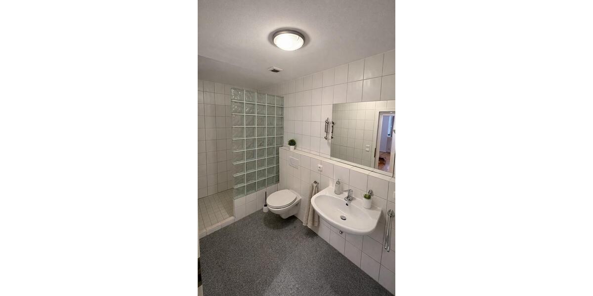 Etagenwohnung Bad Griesbach im Rottal - 5 Zimmer, 190 m&sup2;, 1.600&euro; | Angebot:25833063