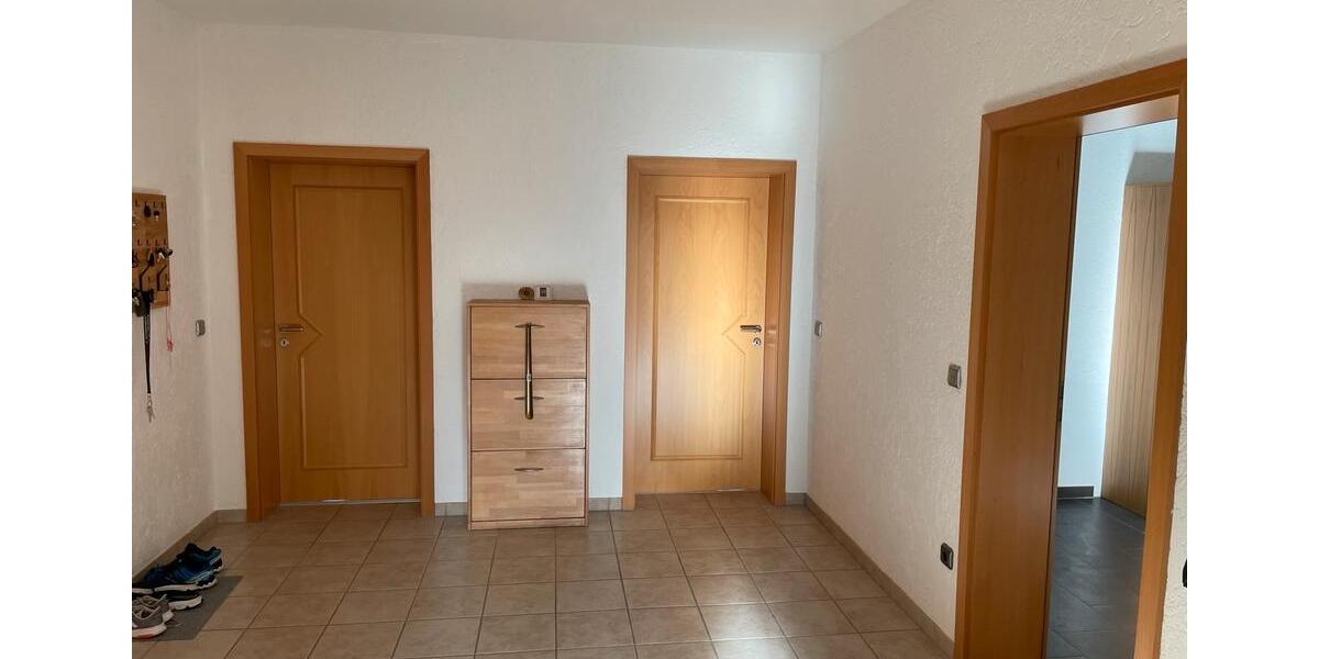 Etagenwohnung Untergriesbach - 3.5 Zimmer, 105 m&sup2;, 790&euro; | Angebot:26031573