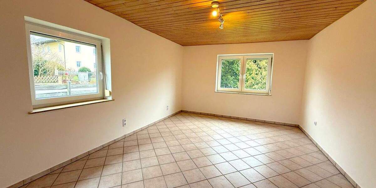 Einfamilienhaus Ortenburg Dorfbach - 5 Zimmer, 180 m&sup2;, 340.000&euro; | Angebot:25799582