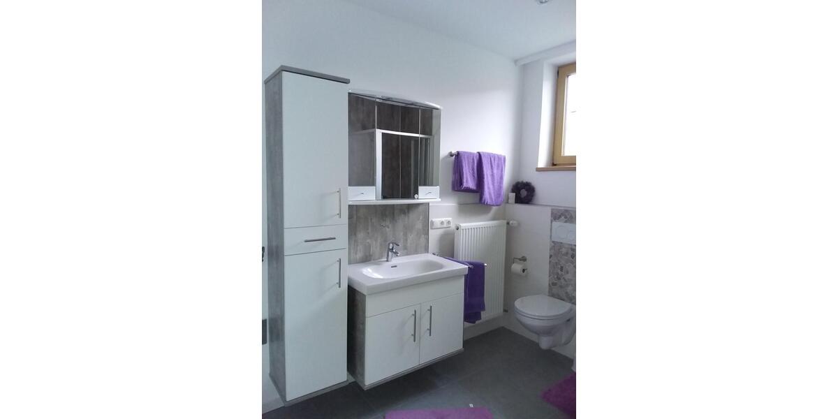 Erdgeschoßwohnung Hauzenberg - 2.5 Zimmer, 66 m&sup2;, 880&euro; | Angebot:24492319