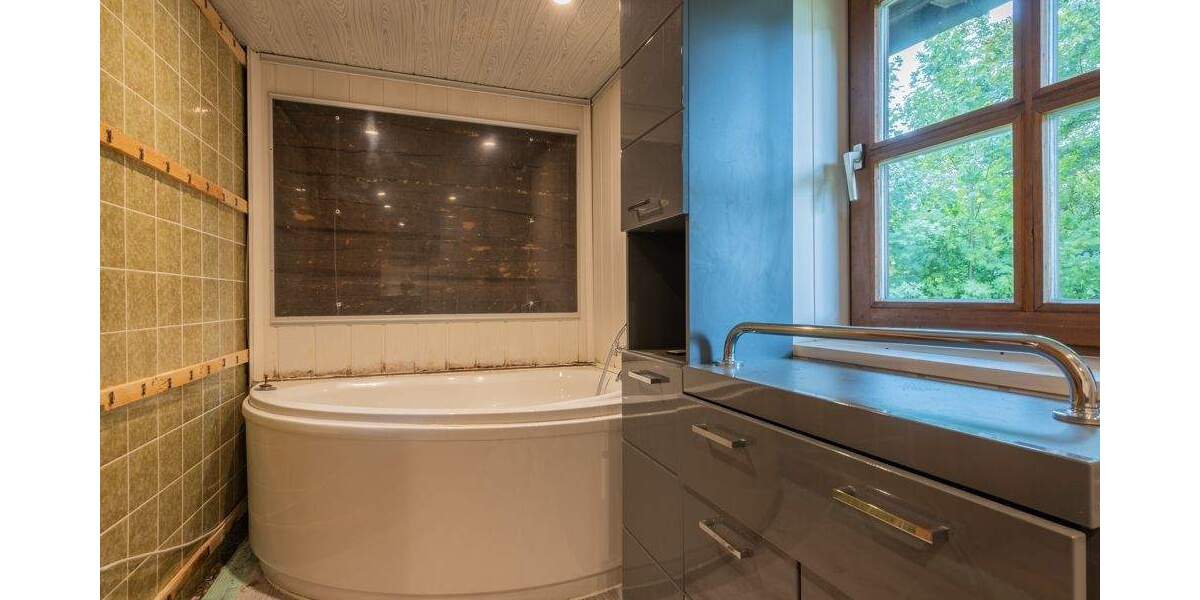 Einfamilienhaus Ortenburg - 6 Zimmer, 180 m&sup2;, 285.000&euro; | Angebot:25708679