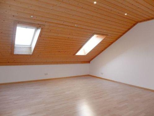 Dachgeschoßwohnung Passau Auerbach - 3 Zimmer, 110 m&sup2;, 975&euro; | Angebot:26002732