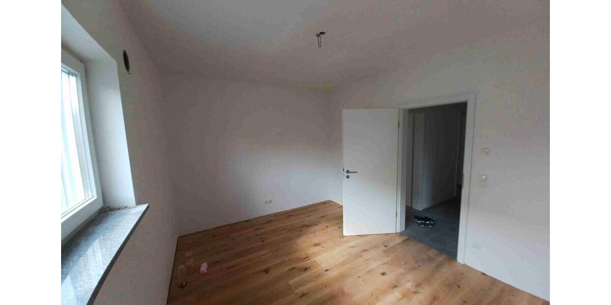 Etagenwohnung Vilshofen an der Donau - 4 Zimmer, 120 m&sup2;, 990&euro; | Angebot:25977251