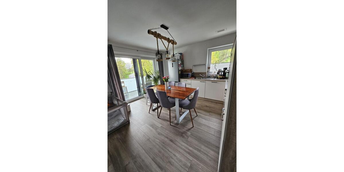 Etagenwohnung Tittling - 3 Zimmer, 78 m&sup2;, 850&euro; | Angebot:26632571