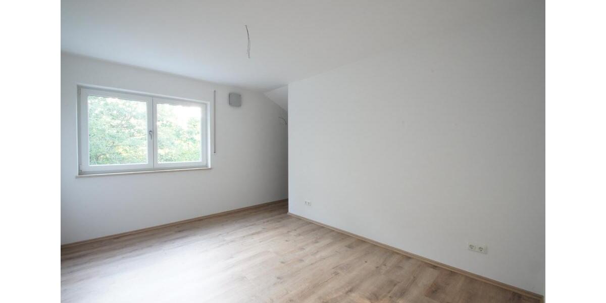 Dachgeschoßwohnung Vilshofen an der Donau - 2 Zimmer, 75 m&sup2;, 735&euro; | Angebot:25827654