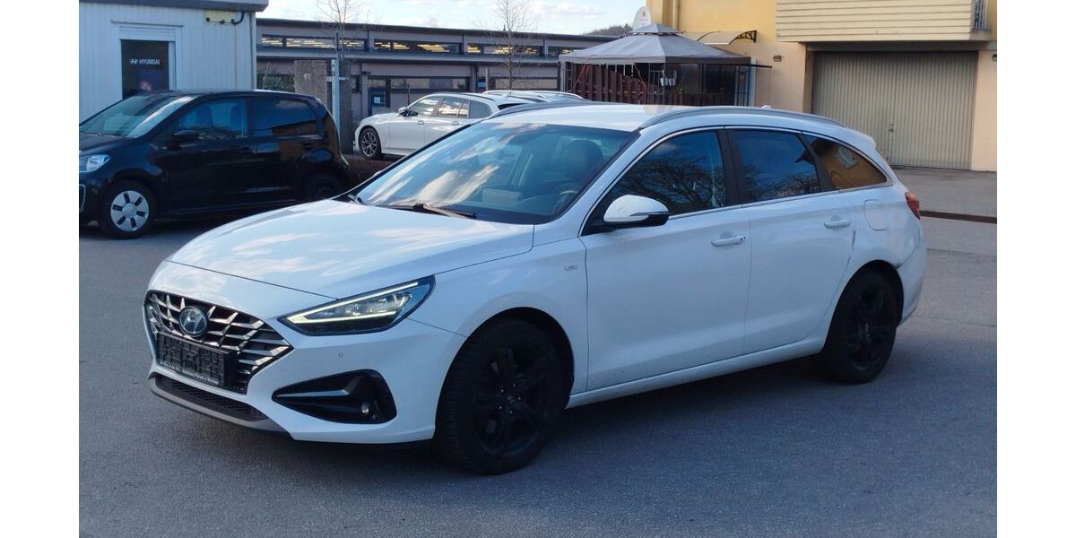 Hyundai i30 202.000 km 8.300 &euro; Passau 94032