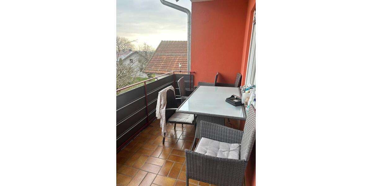 Etagenwohnung Hofkirchen - 4 Zimmer, 130 m&sup2;, 1.050&euro; | Angebot:25819025