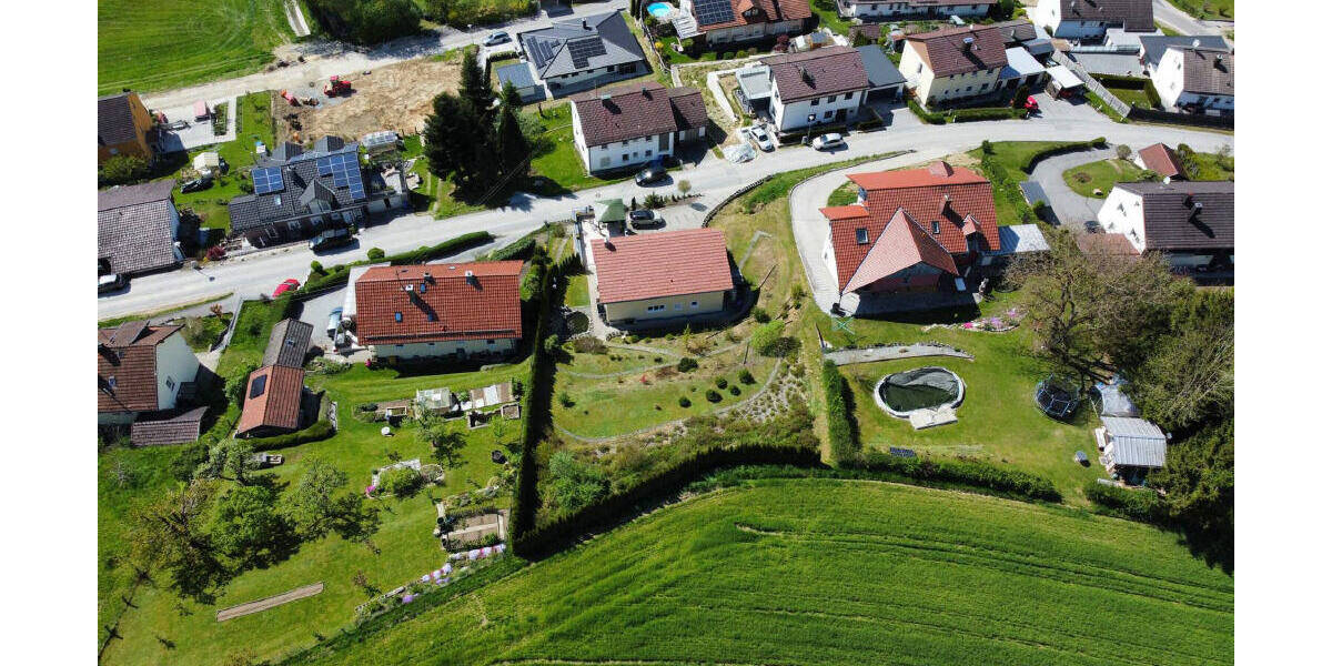 Einfamilienhaus Röhrnbach - 6 Zimmer, 227 m&sup2;, 780.000&euro; | Angebot:25747561