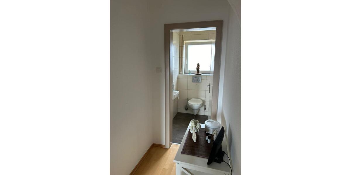 Etagenwohnung Hofkirchen - 4 Zimmer, 130 m&sup2;, 1.050&euro; | Angebot:25968166