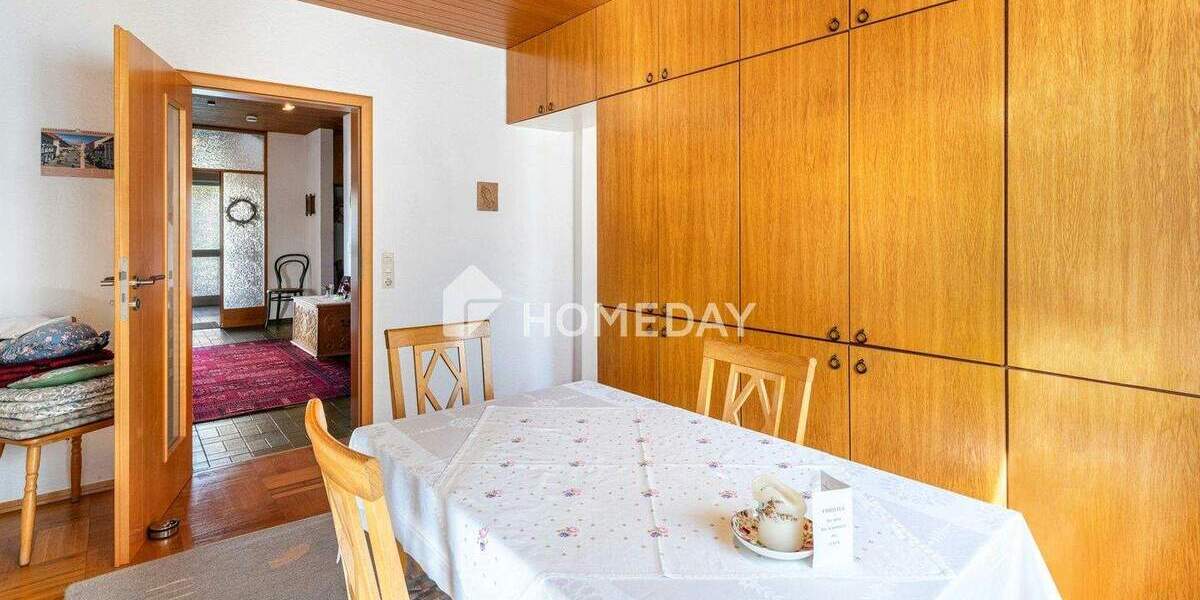 Einfamilienhaus Schöllnach - 7 Zimmer, 180 m&sup2;, 449.000&euro; | Angebot:25694107