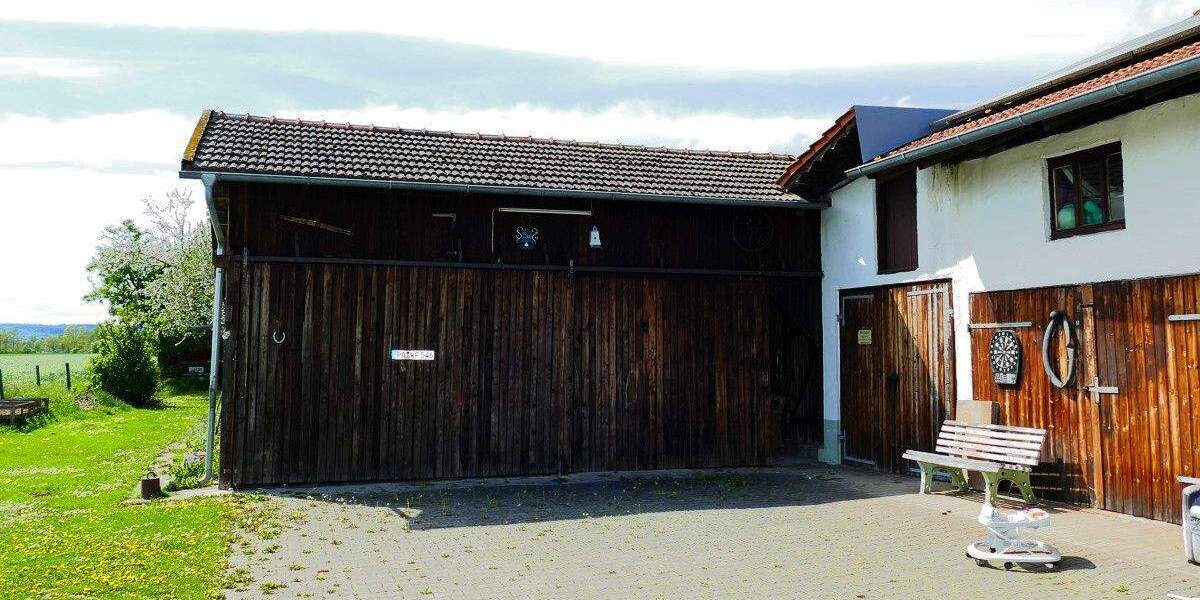 Einfamilienhaus Bad Griesbach i. Rottal Singham - 7 Zimmer, 180 m&sup2;, 340.000&euro; | Angebot:25661354