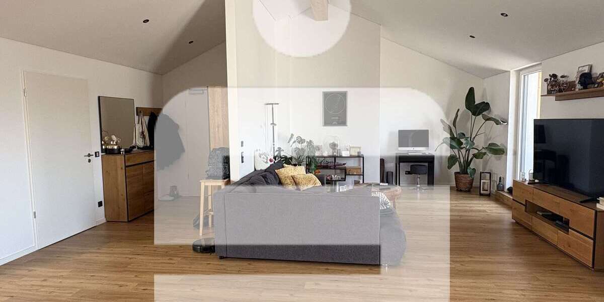 Etagenwohnung Neuhaus - 3 Zimmer, 126 m&sup2;, 1.090&euro; | Angebot:25198683