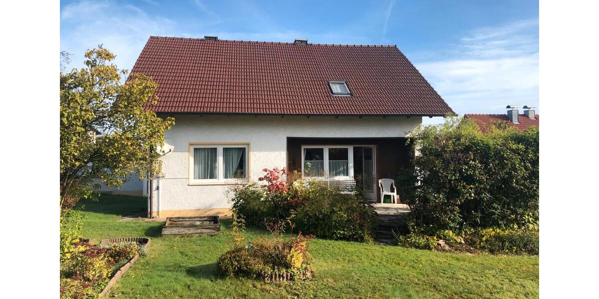 Einfamilienhaus Ortenburg - 6 Zimmer, 150 m&sup2;, 1.200&euro; | Angebot:26689524