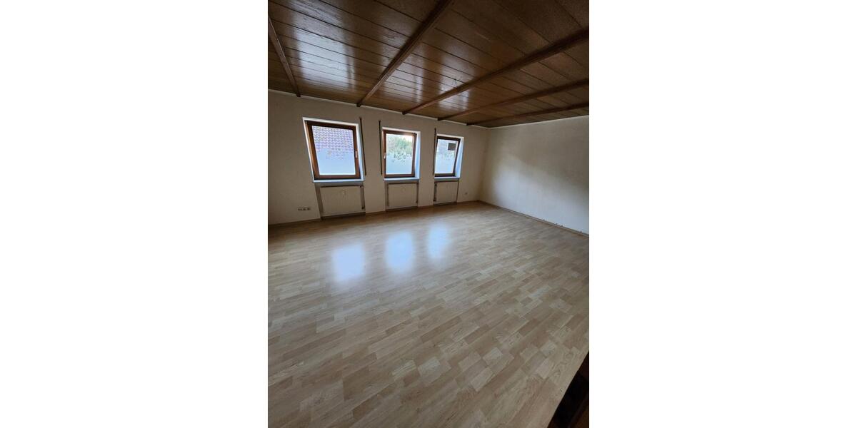 Erdgeschoßwohnung Schöllnach - 2 Zimmer, 40 m&sup2;, 420&euro; | Angebot:25408053