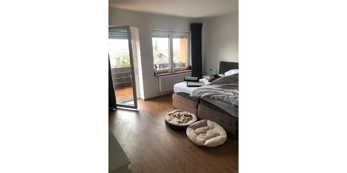 Etagenwohnung Hofkirchen - 4 Zimmer, 130 m&sup2;, 1.050&euro; | Angebot:25819025