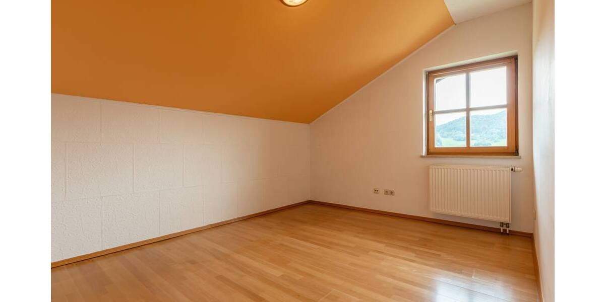 Einfamilienhaus Ringelai - 6 Zimmer, 220 m&sup2;, 365.000&euro; | Angebot:25781286