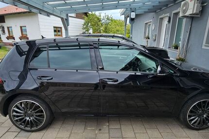 VW Golf 96.000 km 12.999 &euro; Tiefenbach 94113