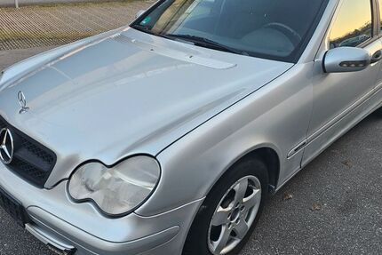 Mercedes-Benz C 200 146.900 km 1.000 &euro; Passau 94036