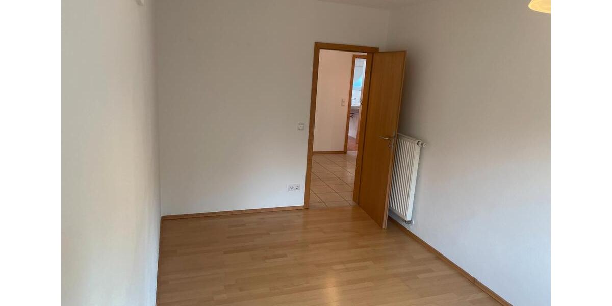 Dachgeschoßwohnung Passau Auerbach - 4 Zimmer, 85 m&sup2;, 700&euro; | Angebot:27622510