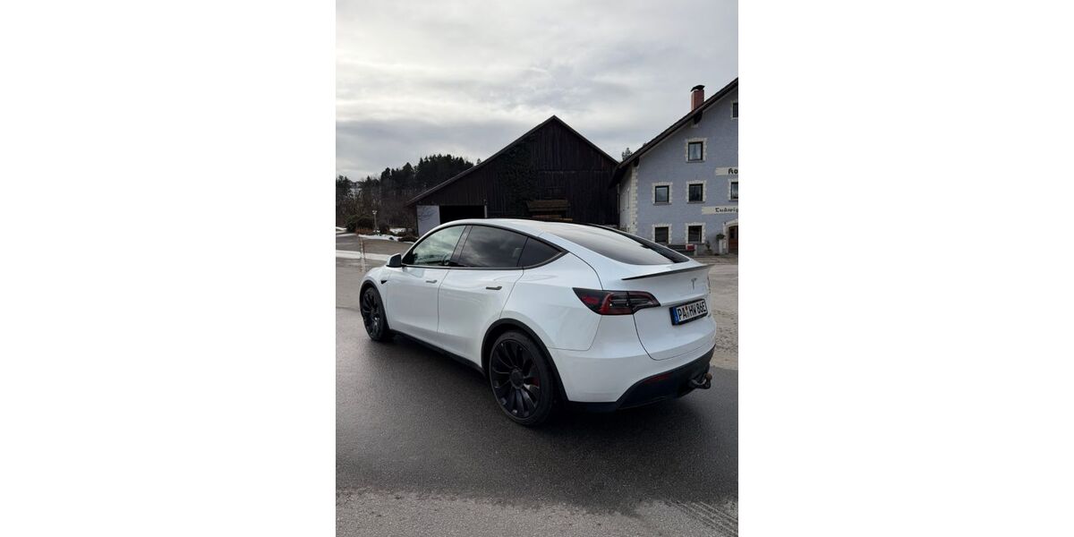 Tesla Model Y 56.110 km 34.990 &euro; Büchlberg 94124
