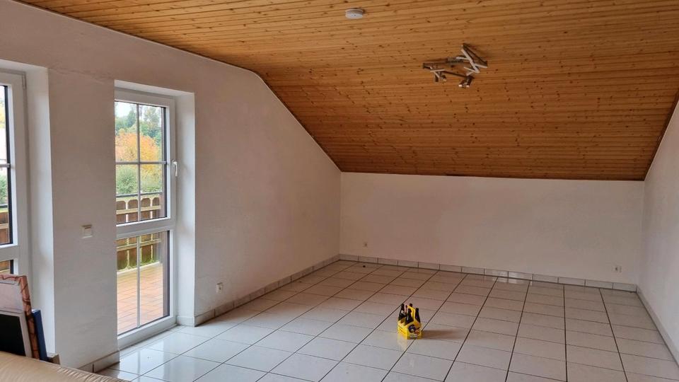 Dachgeschoßwohnung Egglham - 3 Zimmer, 100 m&sup2;, 750&euro; | Angebot:20334806
