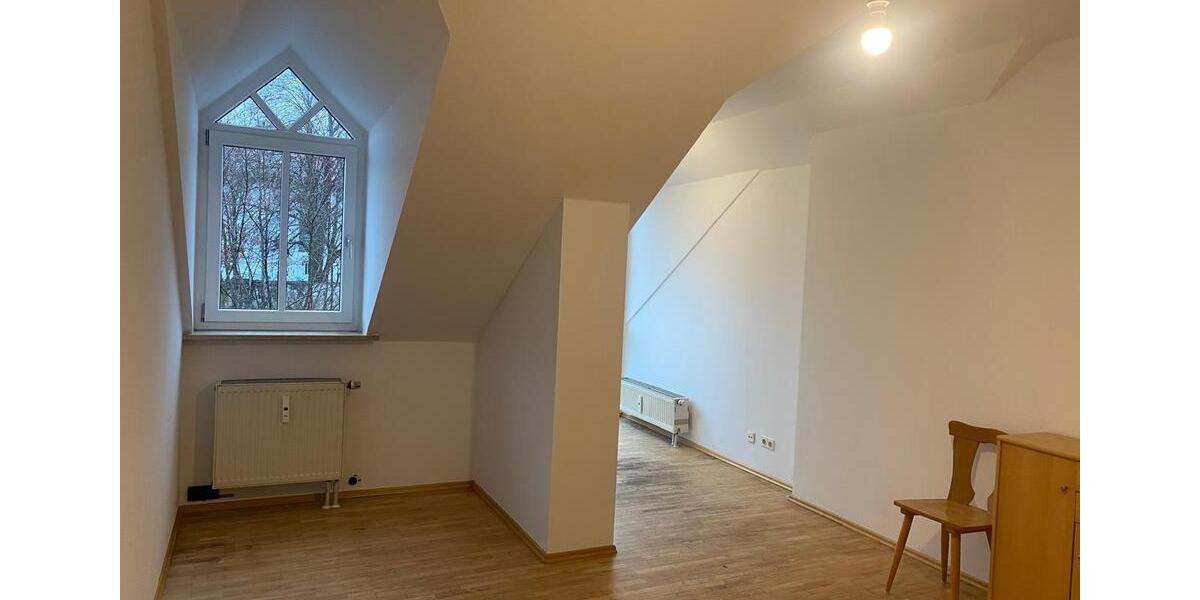 Etagenwohnung Passau Auerbach - 6 Zimmer, 150 m&sup2;, 360.000&euro; | Angebot:25255896