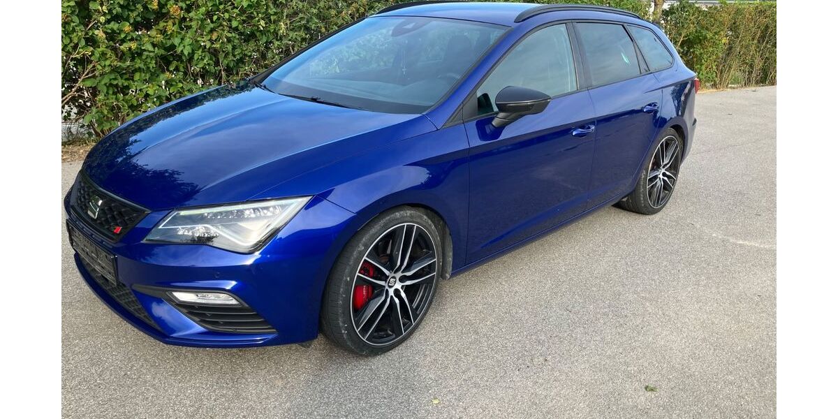 Seat Leon 70.000 km 23.800 &euro; Fürstenzell 94081