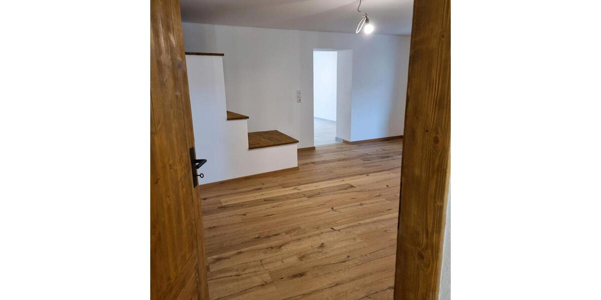 Erdgeschoßwohnung Wegscheid - 2 Zimmer, 78 m&sup2;, 600&euro; | Angebot:25944296
