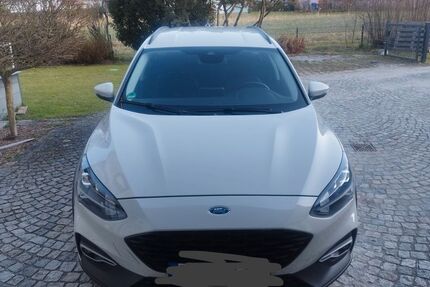 Ford Focus 98.000 km 16.500 &euro; Iggensbach 94547