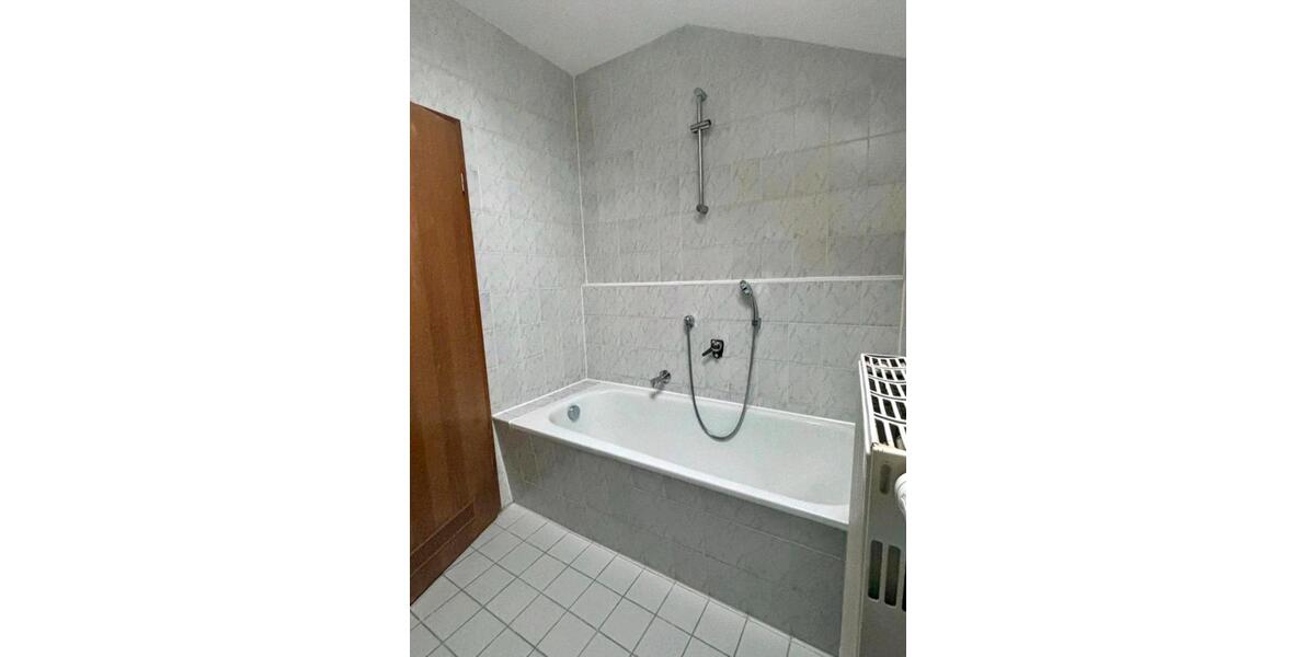 Dachgeschoßwohnung Passau Auerbach - 1 Zimmer, 42 m&sup2;, 445&euro; | Angebot:25752180