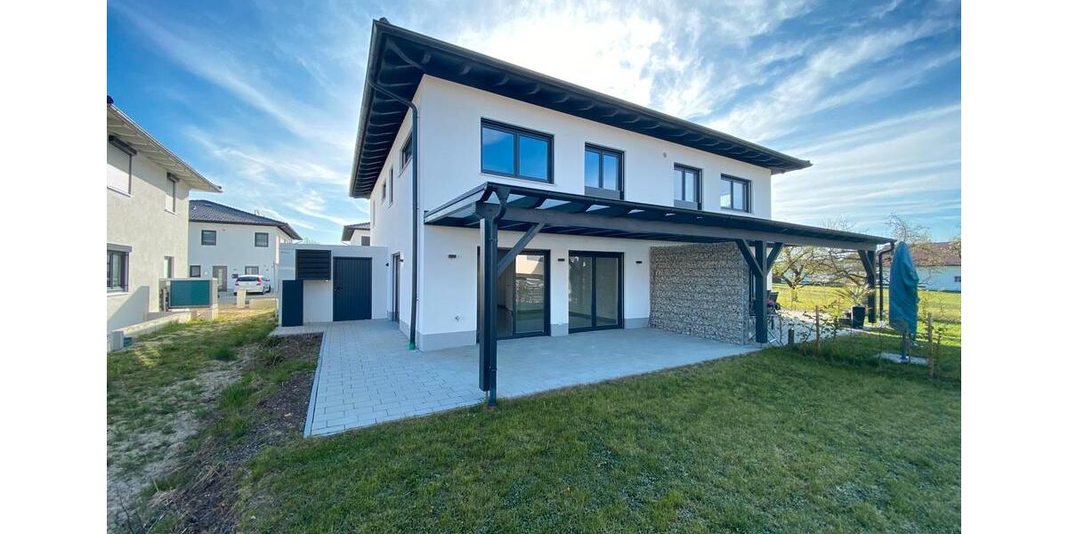 Doppelhaushälfte Tiefenbach - 4 Zimmer, 130 m&sup2;, 1.380&euro; | Angebot:26533082