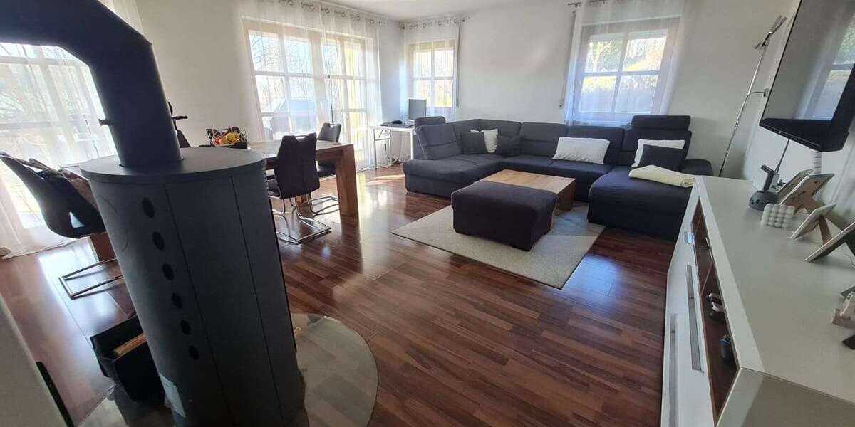 Etagenwohnung Passau Maierhof - 3 Zimmer, 93 m&sup2;, 975&euro; | Angebot:25340379