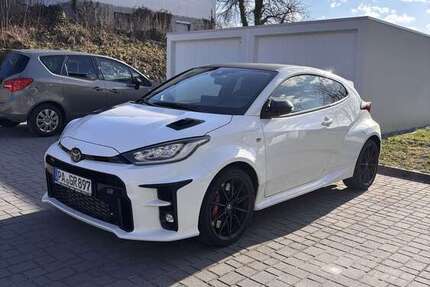 Toyota Yaris 49.300 km 29.999 &euro; Fürstenstein 94538