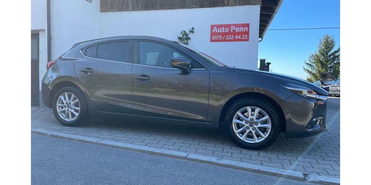 Mazda 3 90.628 km 12.490 &euro; Passau 94034