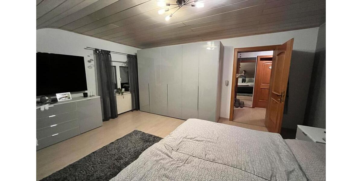 Dachgeschoßwohnung Passau Maierhof - 4 Zimmer, 120 m&sup2;, 1.150&euro; | Angebot:25895002