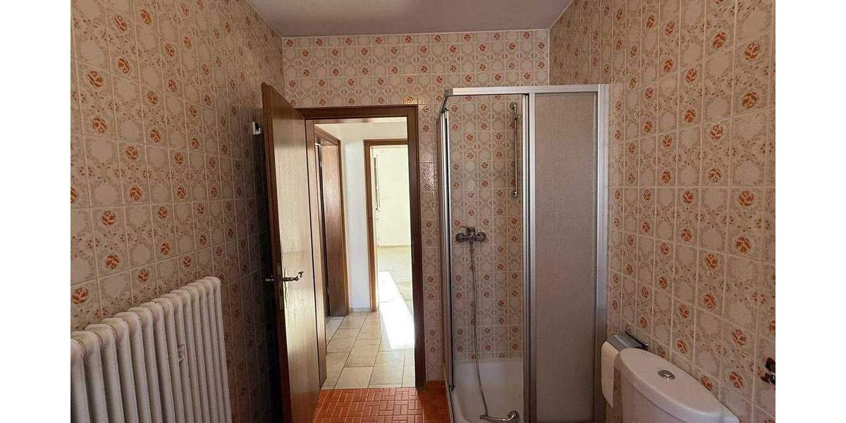 Einfamilienhaus Bayerbach - 5 Zimmer, 125 m&sup2;, 265.000&euro; | Angebot:25780893