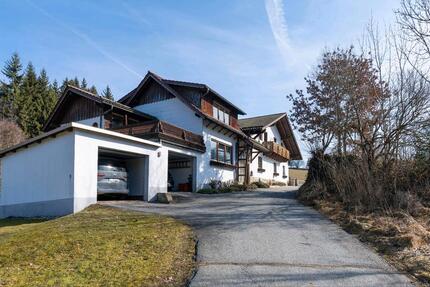 Haus Hutthurm - 12 Zimmer, 240 m&sup2;, 359.000&euro; | Angebot:26061868
