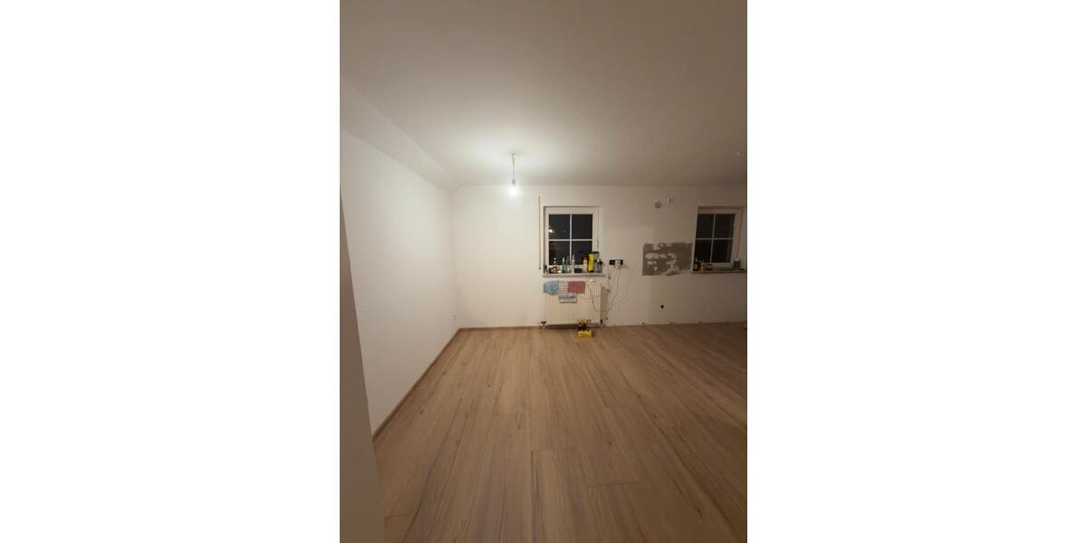 Dachgeschoßwohnung Vilshofen an der Donau - 3 Zimmer, 90 m&sup2;, 950&euro; | Angebot:25833070