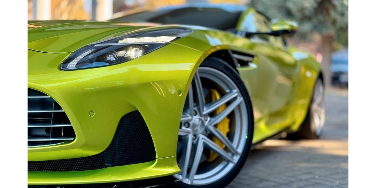 Aston Martin DB12 4.500 km 354.620 &euro; BAD GRIESBACH 94086