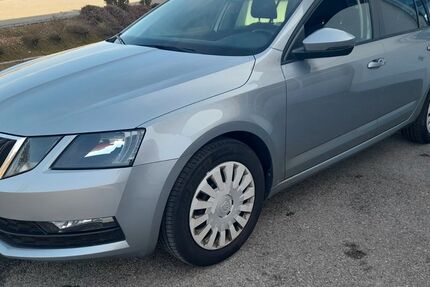 Skoda Octavia 190.683 km 6.999 &euro; Neuburg/Inn bei Passau 94127