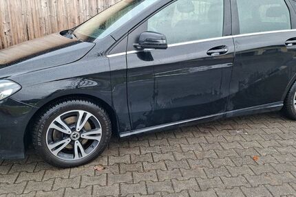 Mercedes-Benz B 180 46.800 km 16.200 &euro; Bad Füssing 94072
