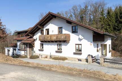 Haus Hutthurm / Kalteneck Kalteneck - 9 Zimmer, 200 m&sup2;, 359.000&euro; | Angebot:27266843