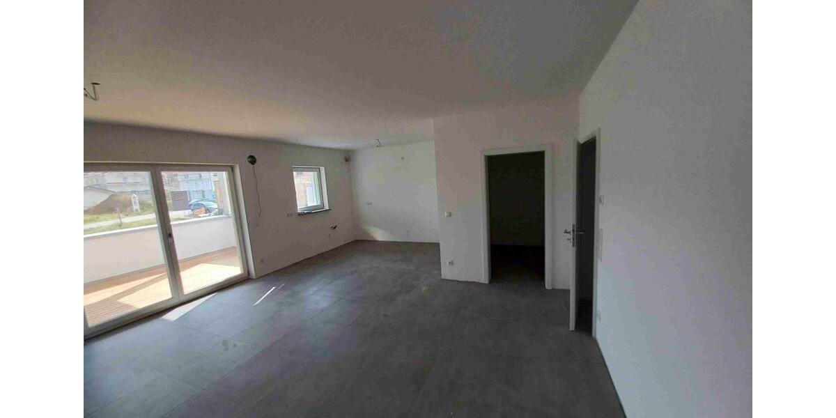 Etagenwohnung Vilshofen an der Donau - 4 Zimmer, 120 m&sup2;, 990&euro; | Angebot:25977251