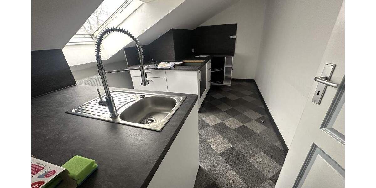 Etagenwohnung Kirchham - 3 Zimmer, 70 m&sup2;, 111.000&euro; | Angebot:25708681