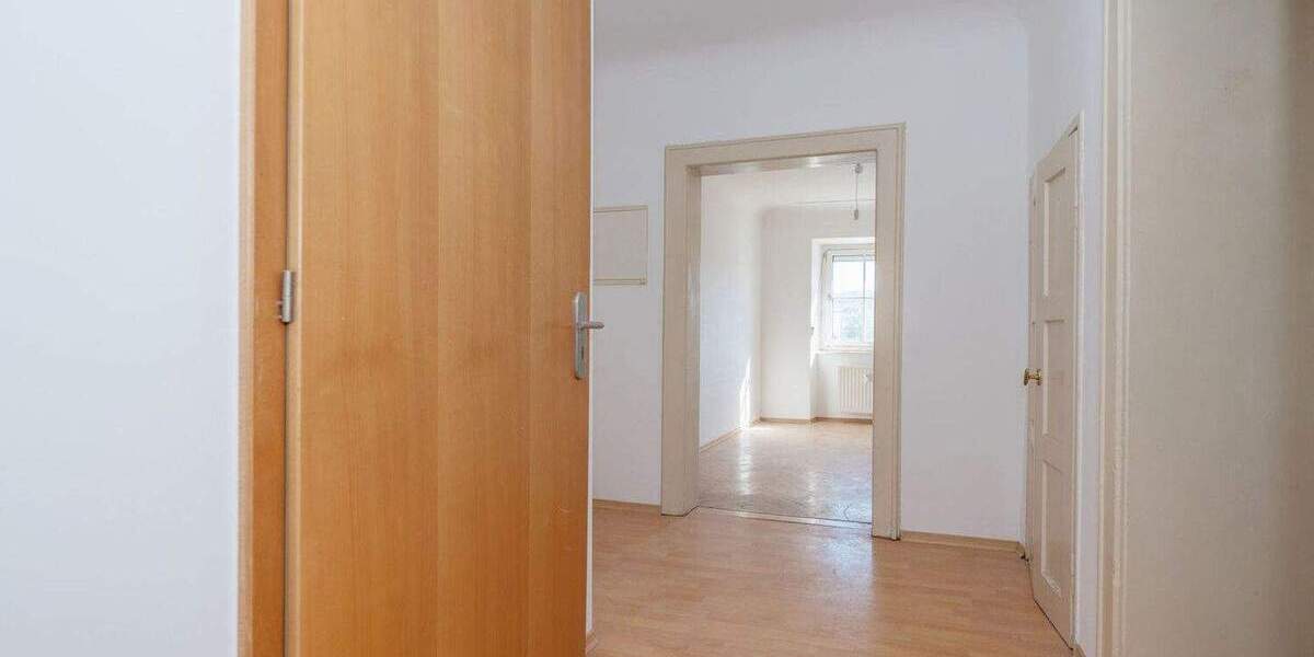 Etagenwohnung Passau Altstadt - 5 Zimmer, 110 m&sup2;, 319.000&euro; | Angebot:25777766