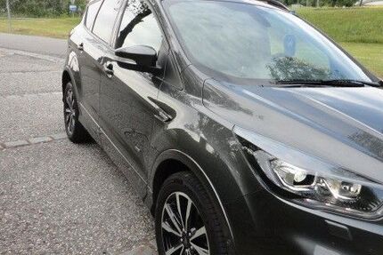 Ford Kuga 31.520 km 18.600 &euro; Thurmansbang 94169