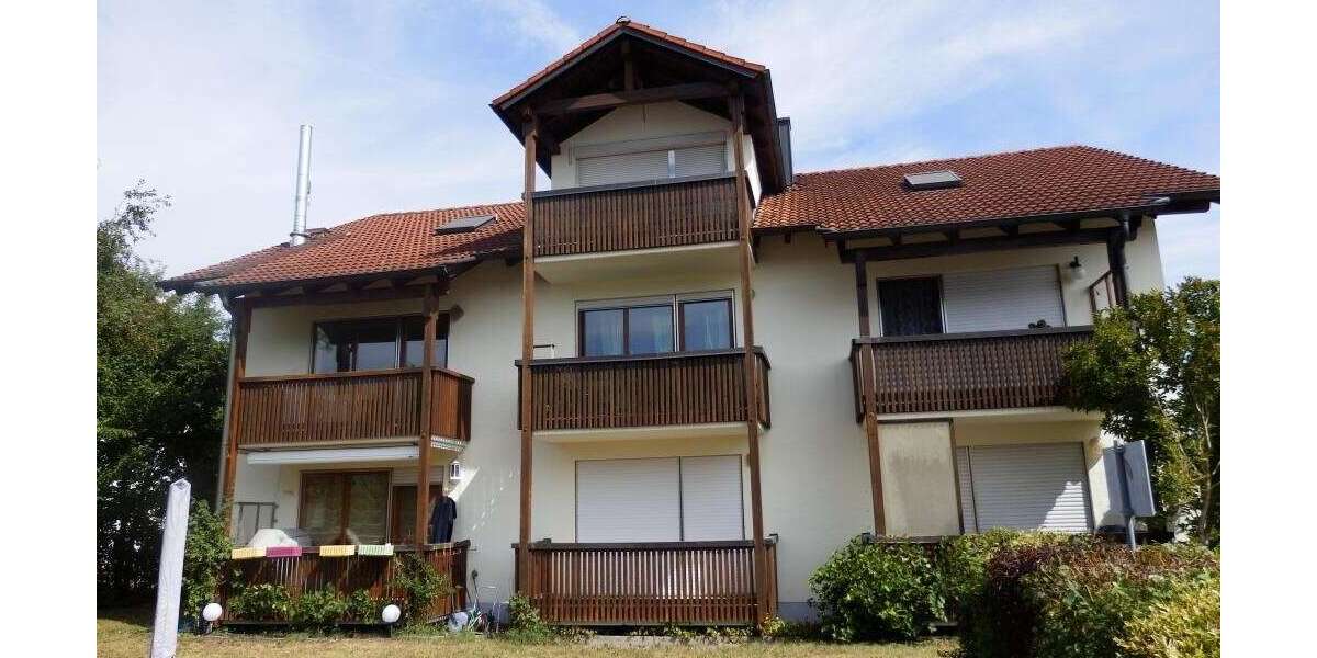 Etagenwohnung Kirchham - 3 Zimmer, 91 m&sup2;, 720&euro; | Angebot:25570571