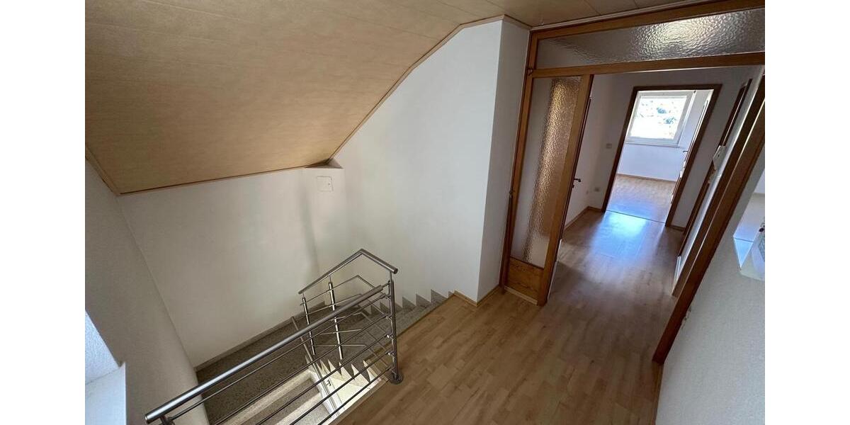 Einfamilienhaus Hauzenberg - 8 Zimmer, 156 m&sup2;, 365.000&euro; | Angebot:24370595