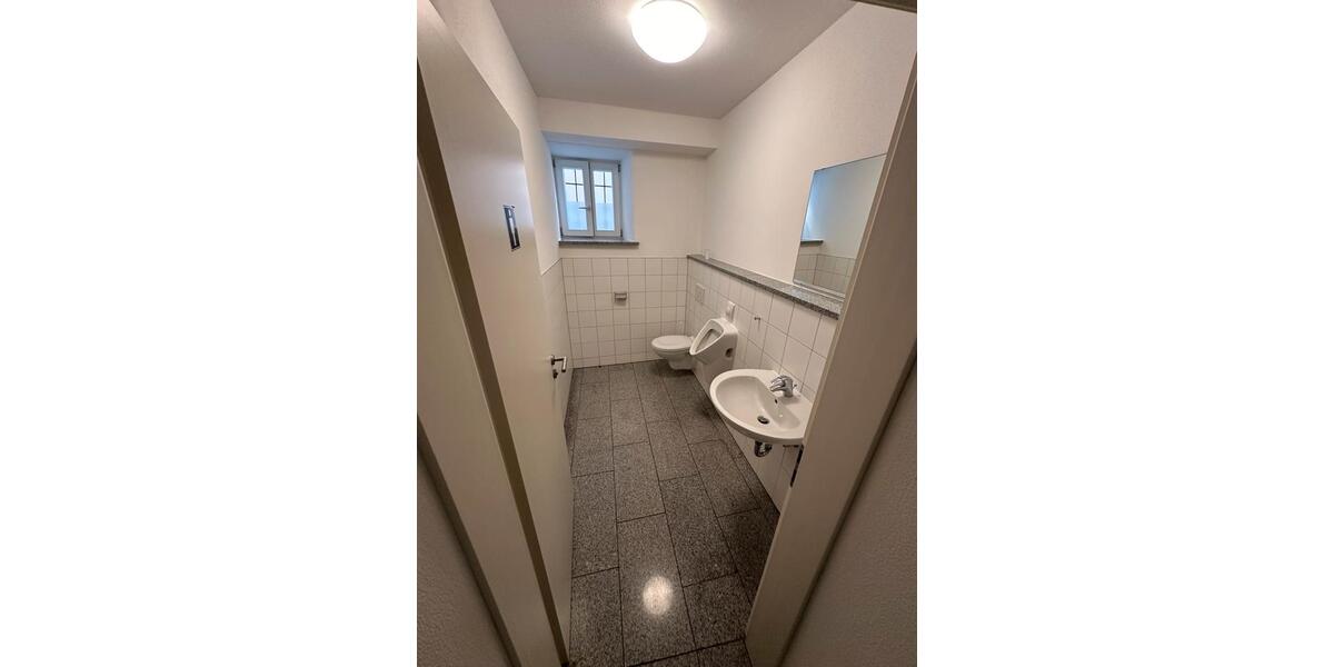 Gewerbeobjekt Hauzenberg - 1.100&euro; | Angebot:25183816